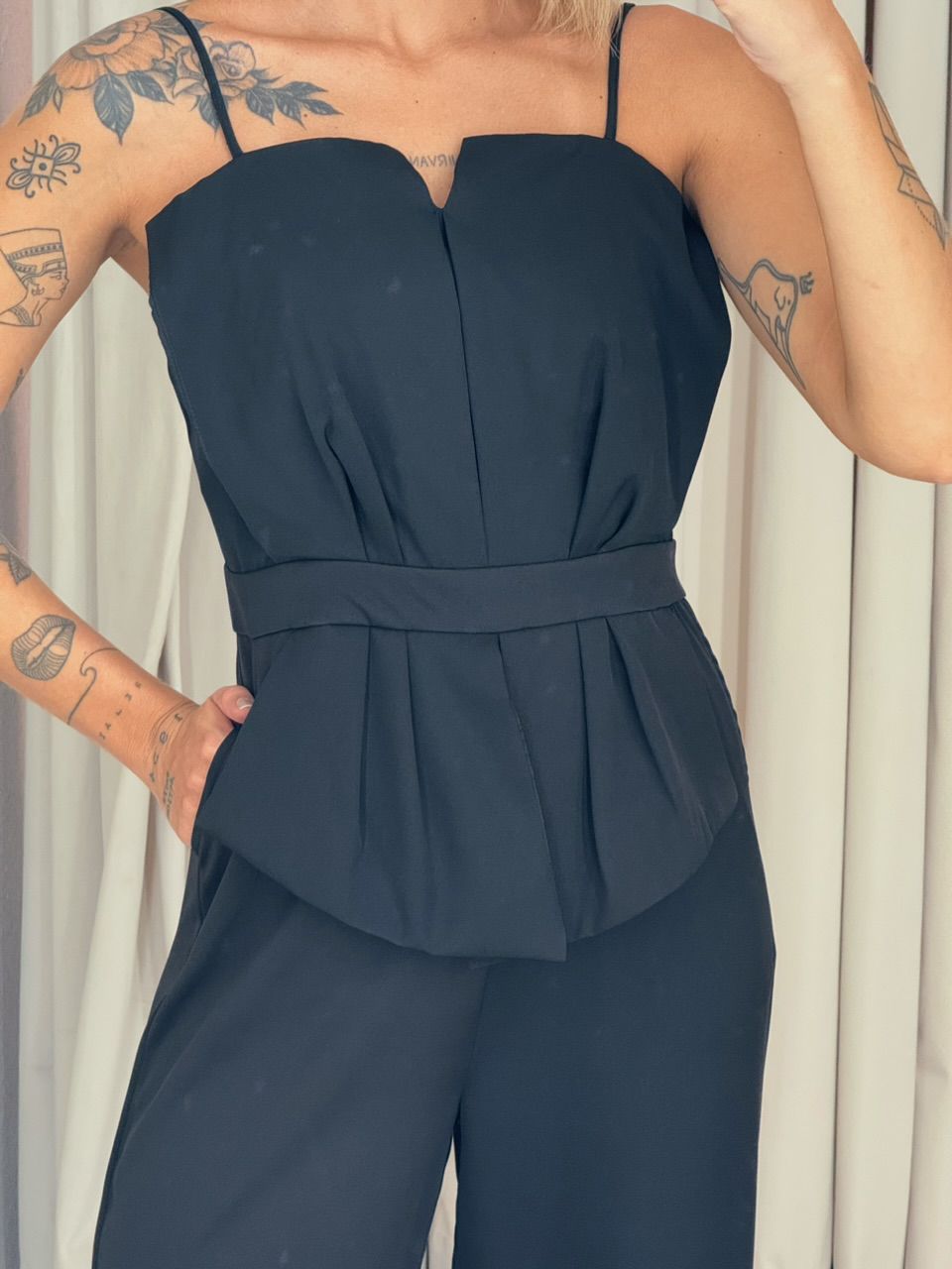 MACACÃO LUCIANA ALÇA PRETO