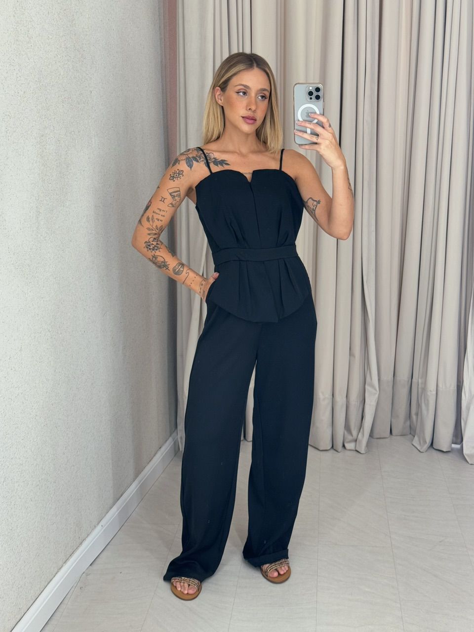 MACACÃO LUCIANA ALÇA PRETO - 0059170032 - CAROLLA FERRARO