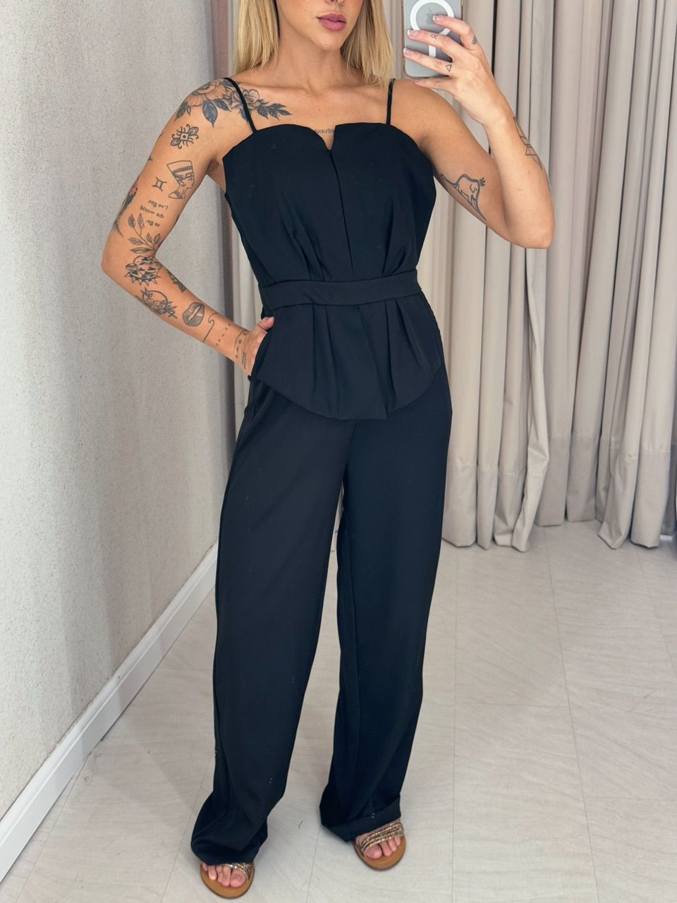 MACACÃO LUCIANA ALÇA PRETO
