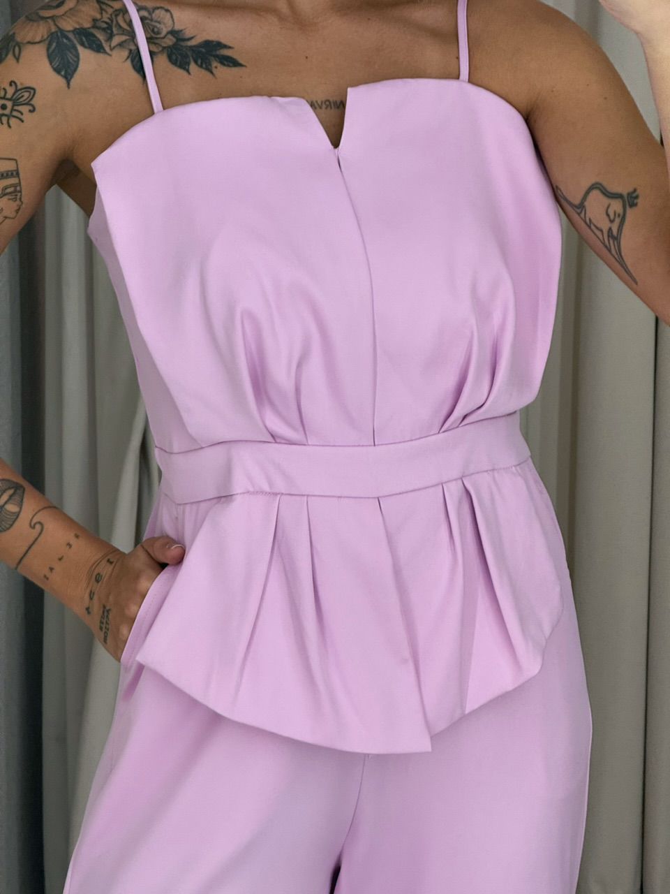 MACACÃO LUCIANA ALÇA ROSA