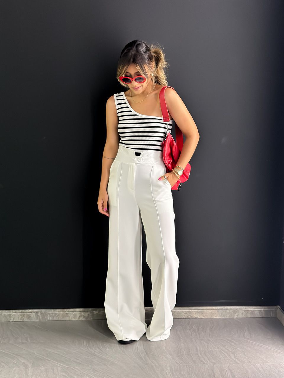 BODY NULA MANGA LISTRADO VIÉS BRANCO
