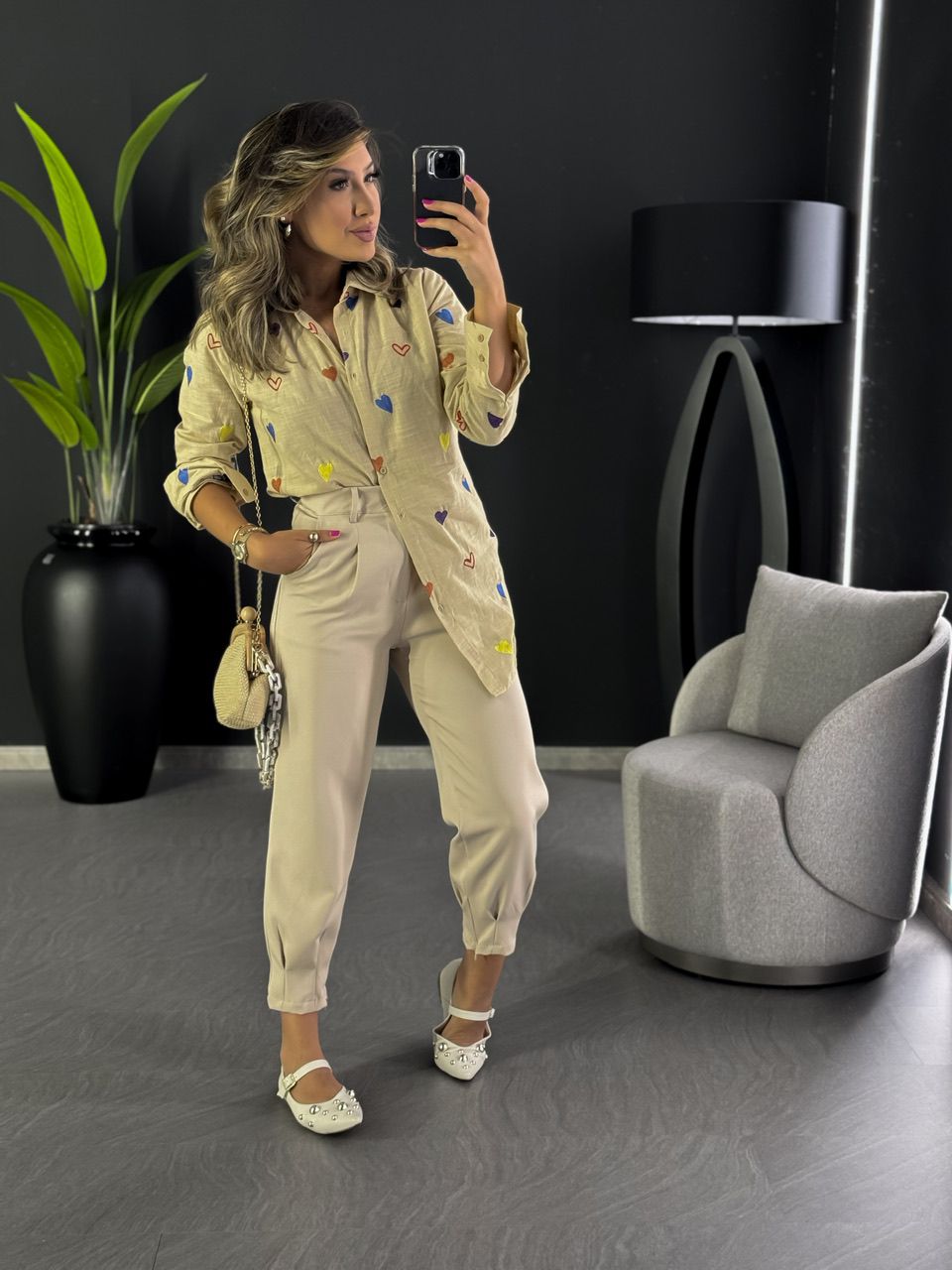 CALÇA LAVÍNIA CENOURA AREIA