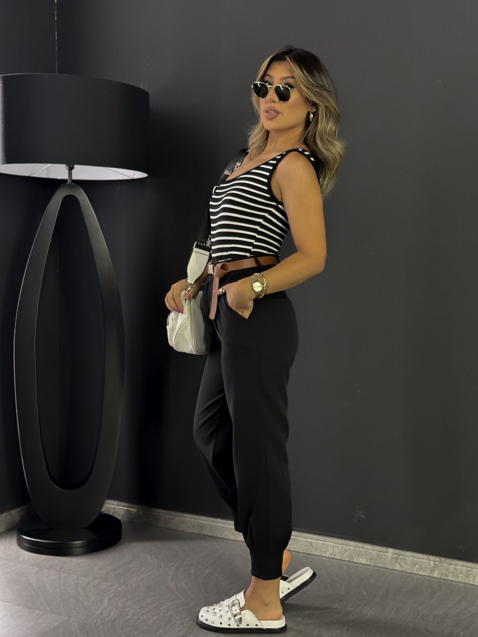 CALÇA LAVÍNIA CENOURA PRETA