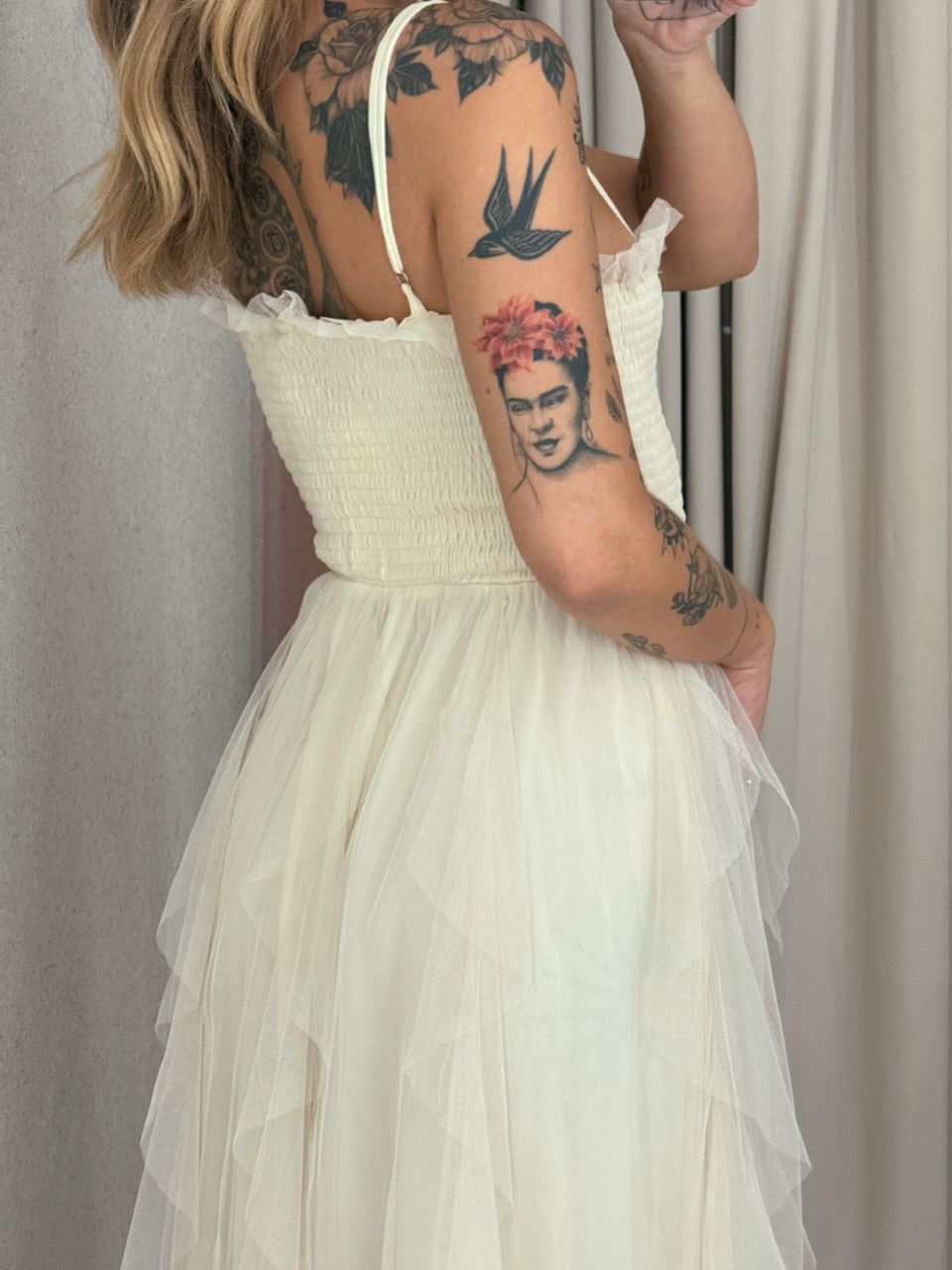 VESTIDO ISABEL TULE creme