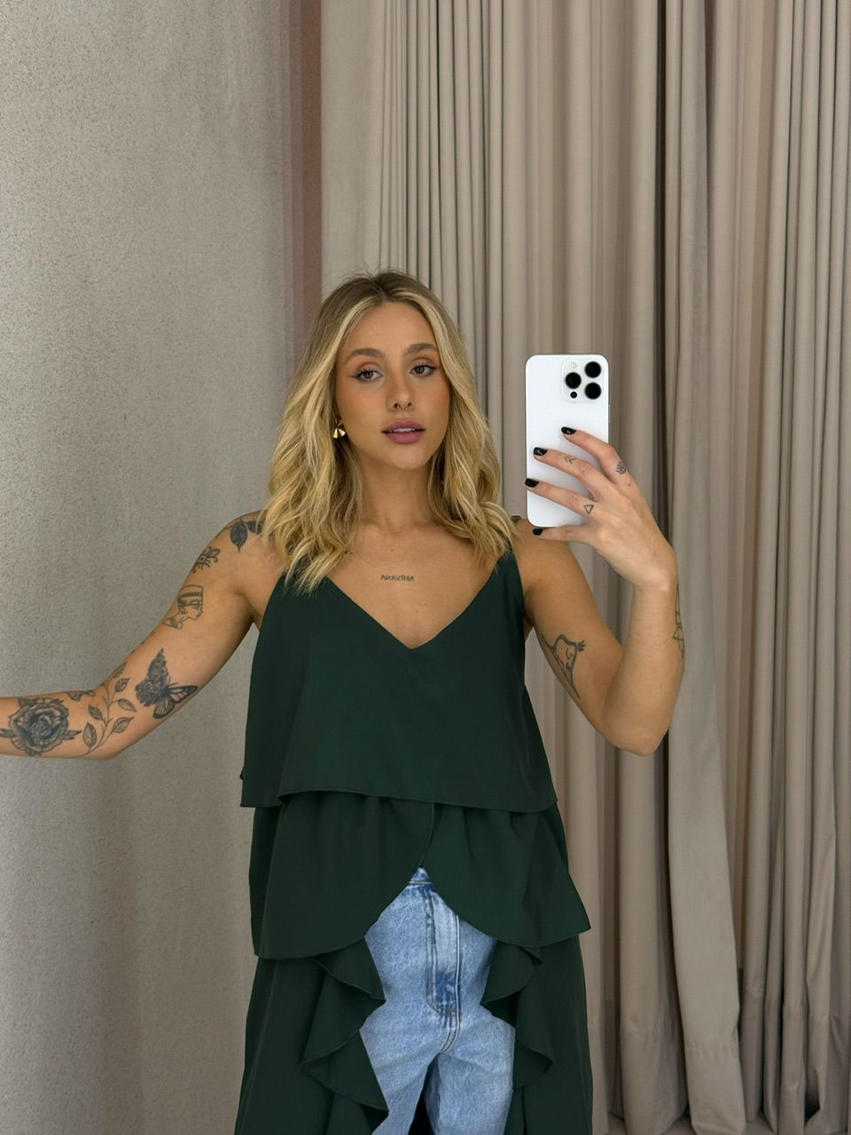 BLUSA LILA BABADOS ALÇA VERDE