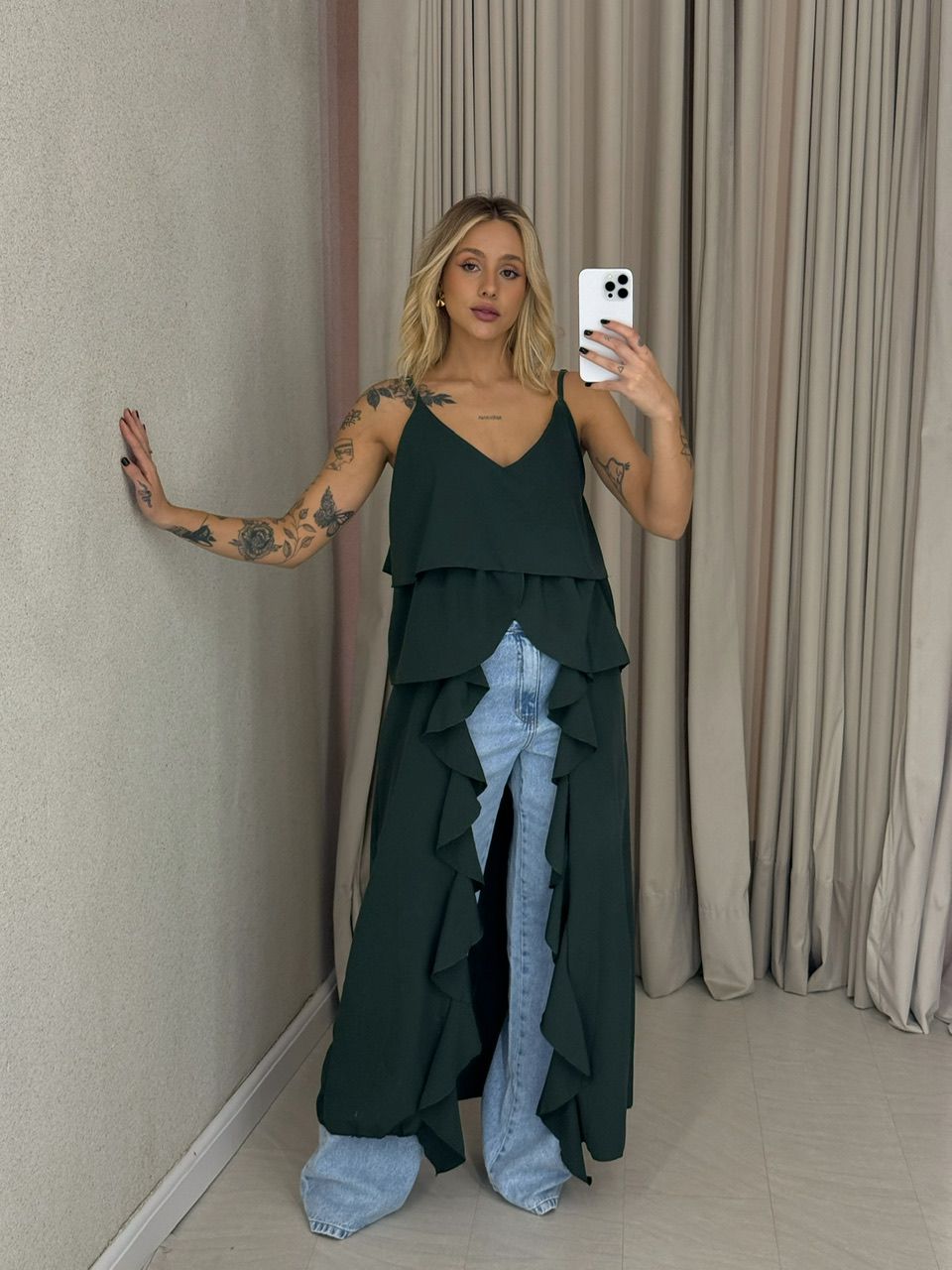 BLUSA LILA BABADOS ALÇA VERDE