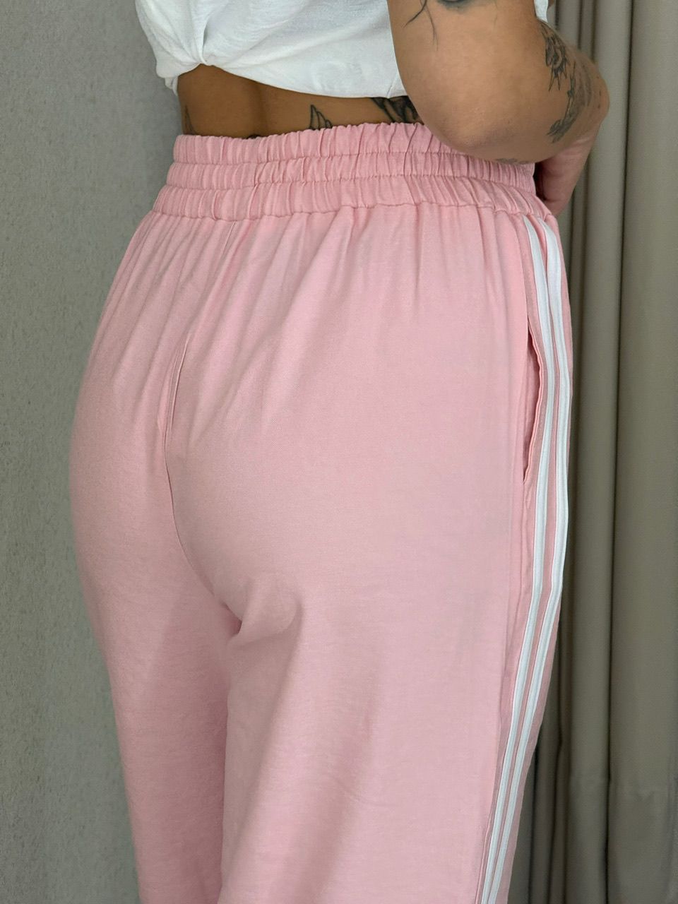 CALÇA ANA LAURA LISTRAS BABY PINK