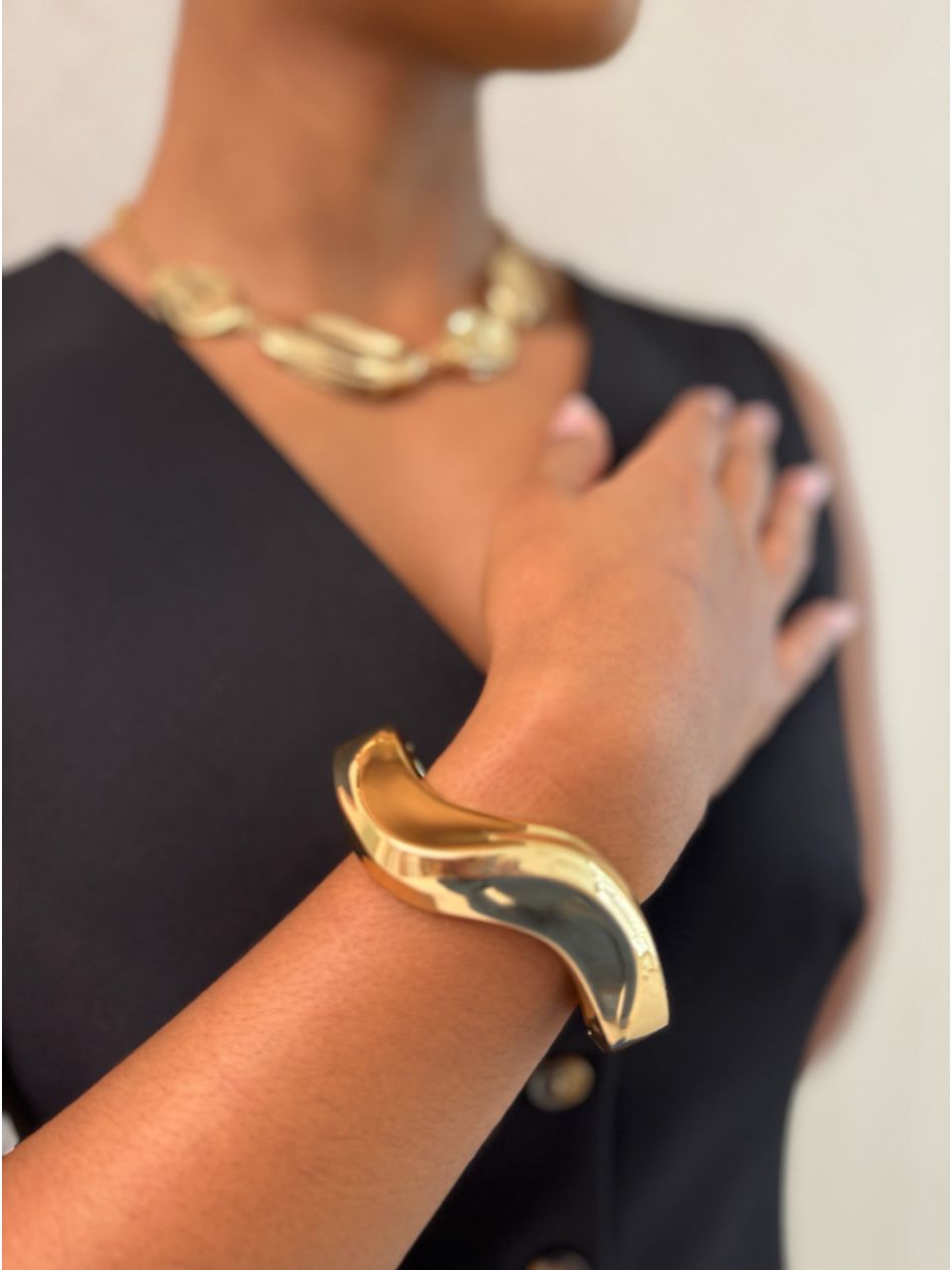 BRACELETE AMANDA DOURADO - 0063200084 - CAROLLA FERRARO