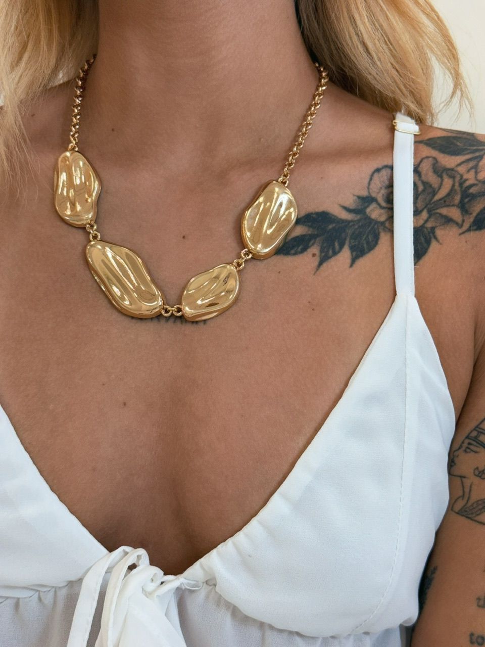 CONJUNTO MAJU BRINCO COLAR DOURADO