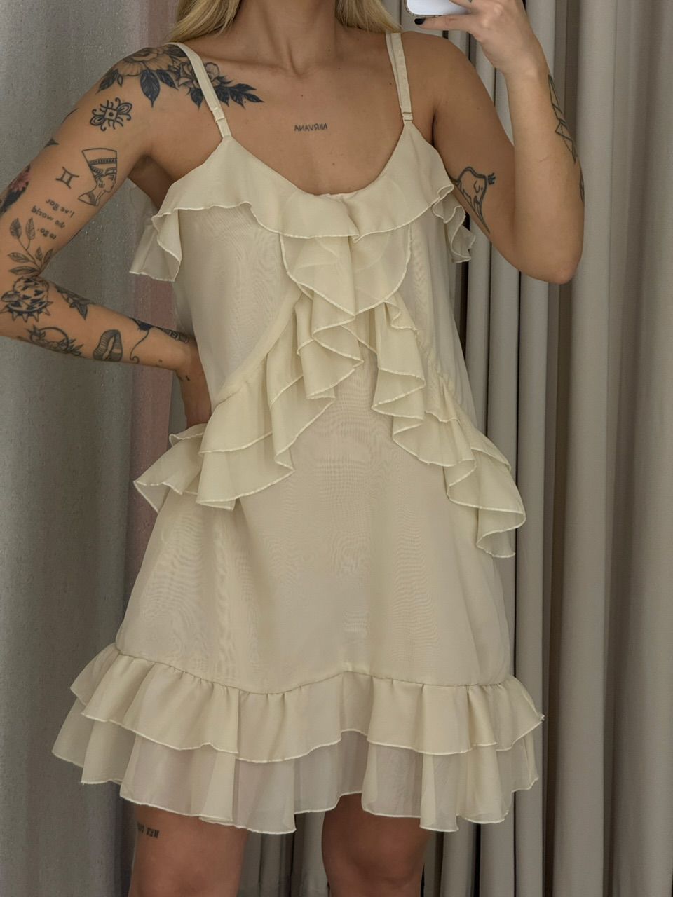 VESTIDO KAYLA ALÇA BABADOS Marfim
