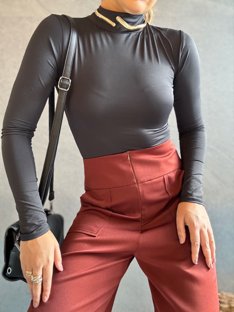 BODY LUDMILA CF MANGA PRETO