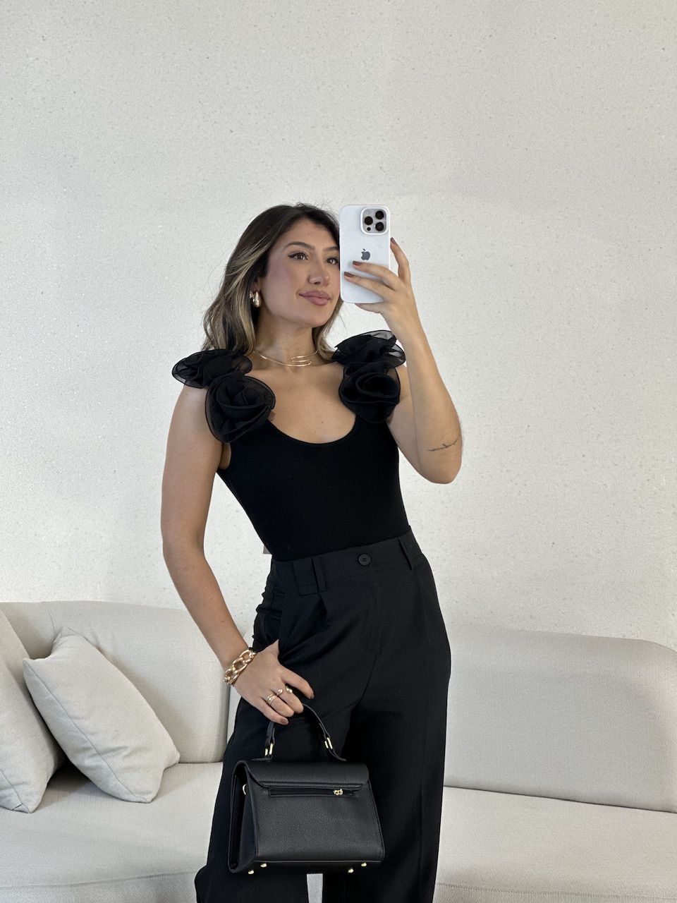 BODY DÁLIA FLOR preto - 0055070032 - CAROLLA FERRARO