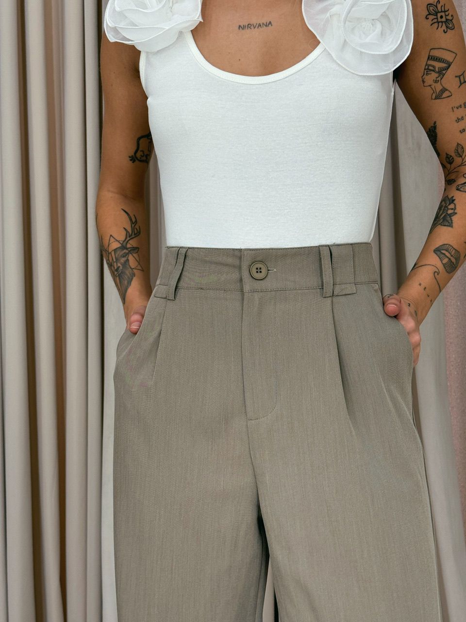 CALÇA VALENTINA PANTALONA Caqui