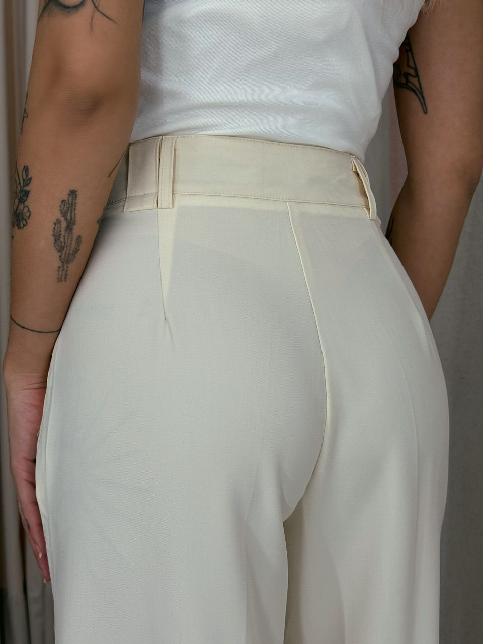 CALÇA VALENTINA PANTALONA Marfim