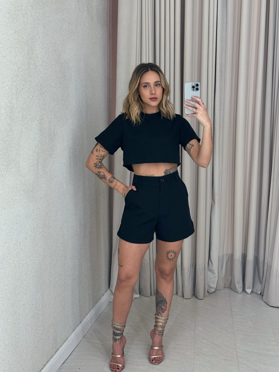 CONJUNTO PAMELA SHORT PRETO - 0057050032 - CAROLLA FERRARO