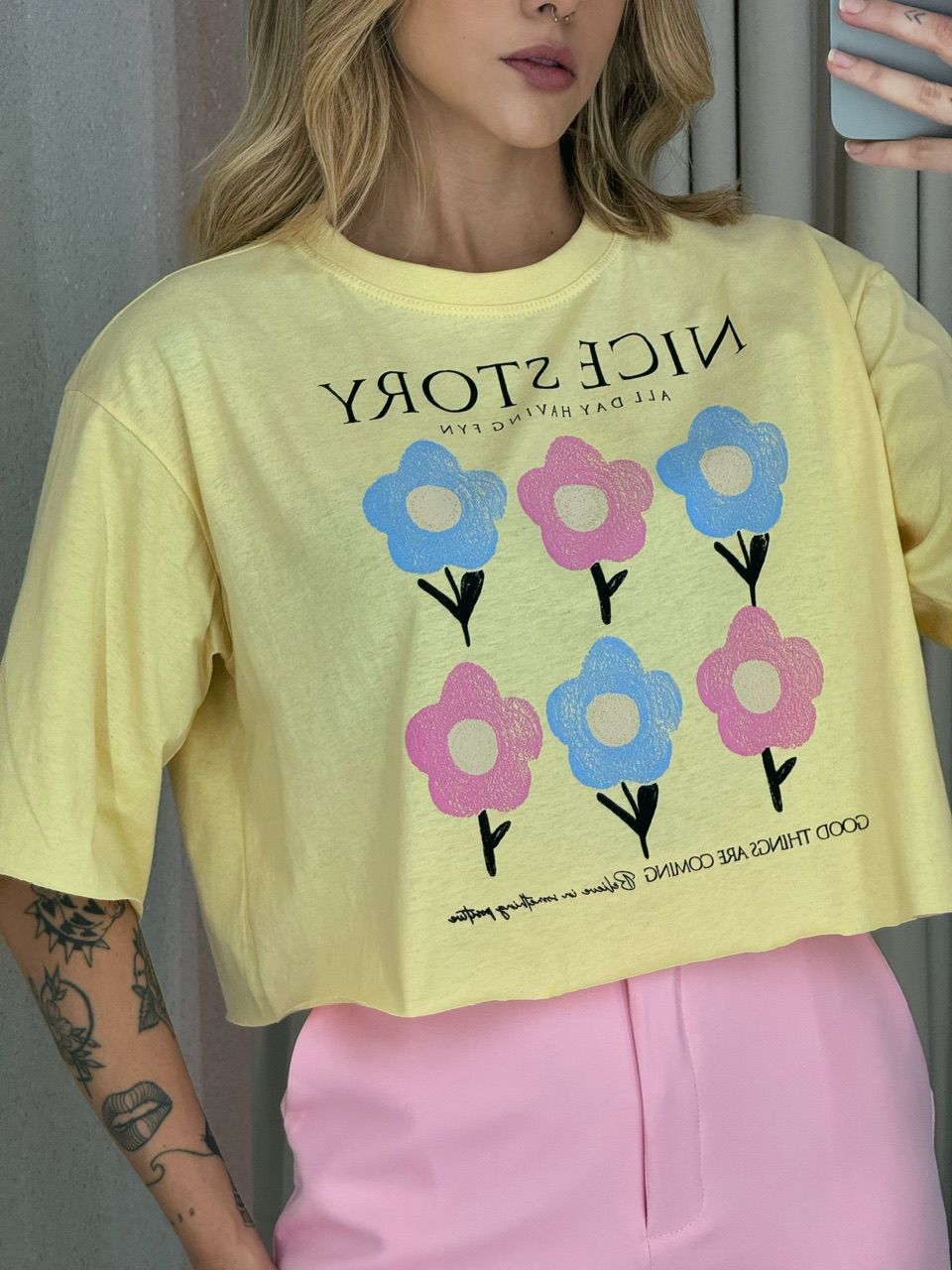 CROPPED MICAELA FLORES AMARELO