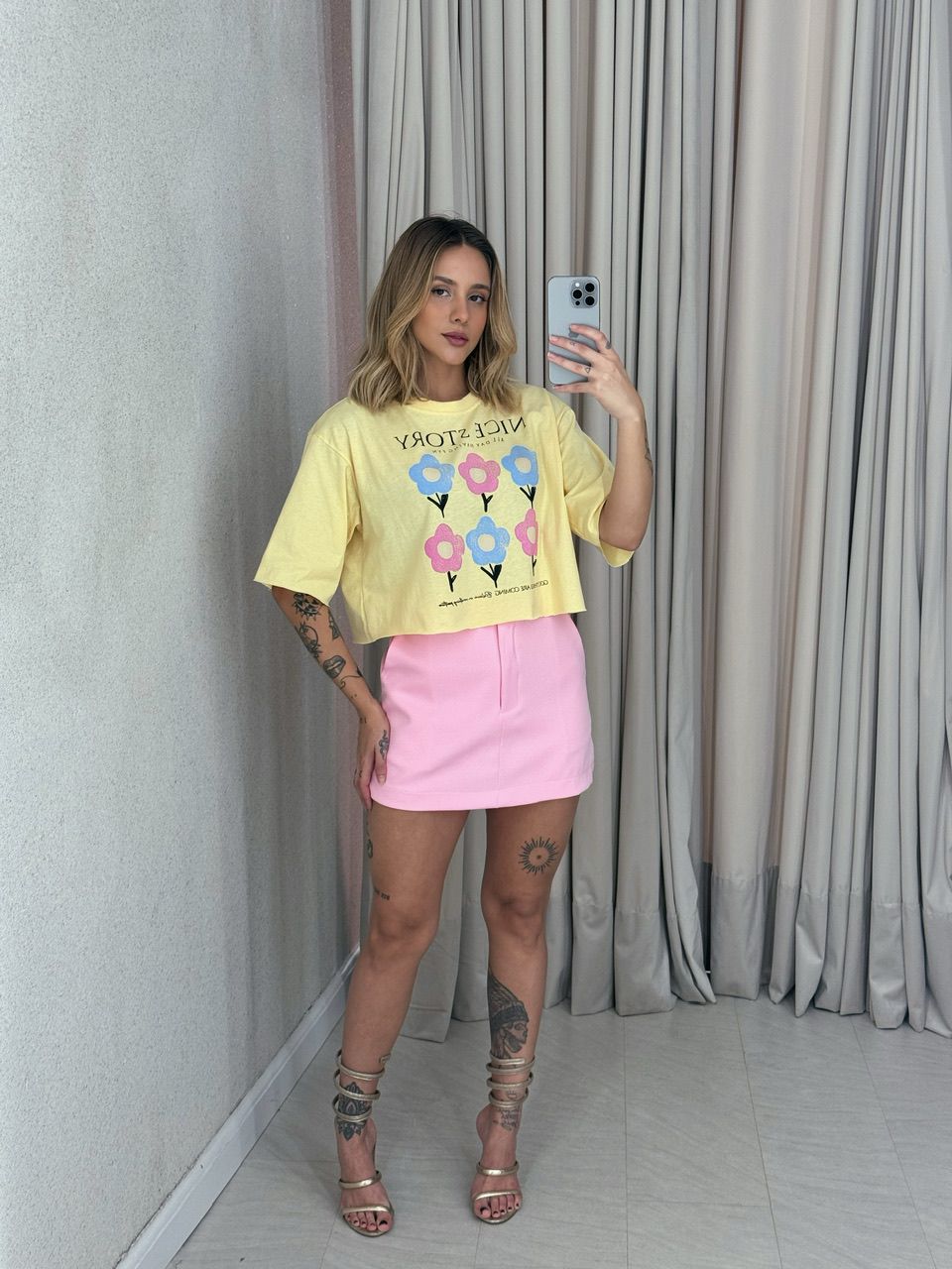 CROPPED MICAELA FLORES AMARELO