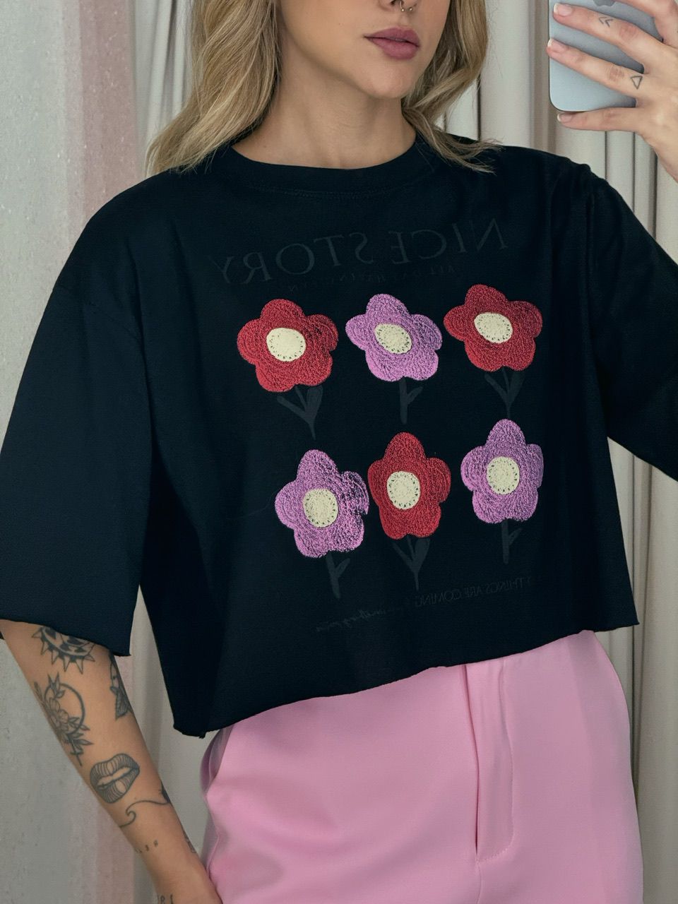 CROPPED MICAELA FLORES PRETO