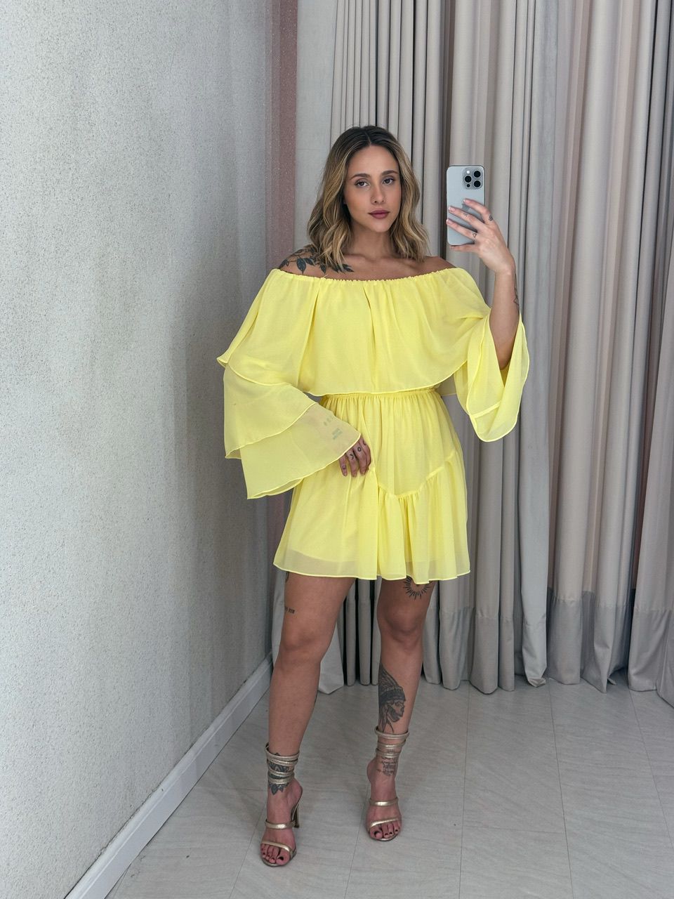 VESTIDO RITA BABADOS Amarelo