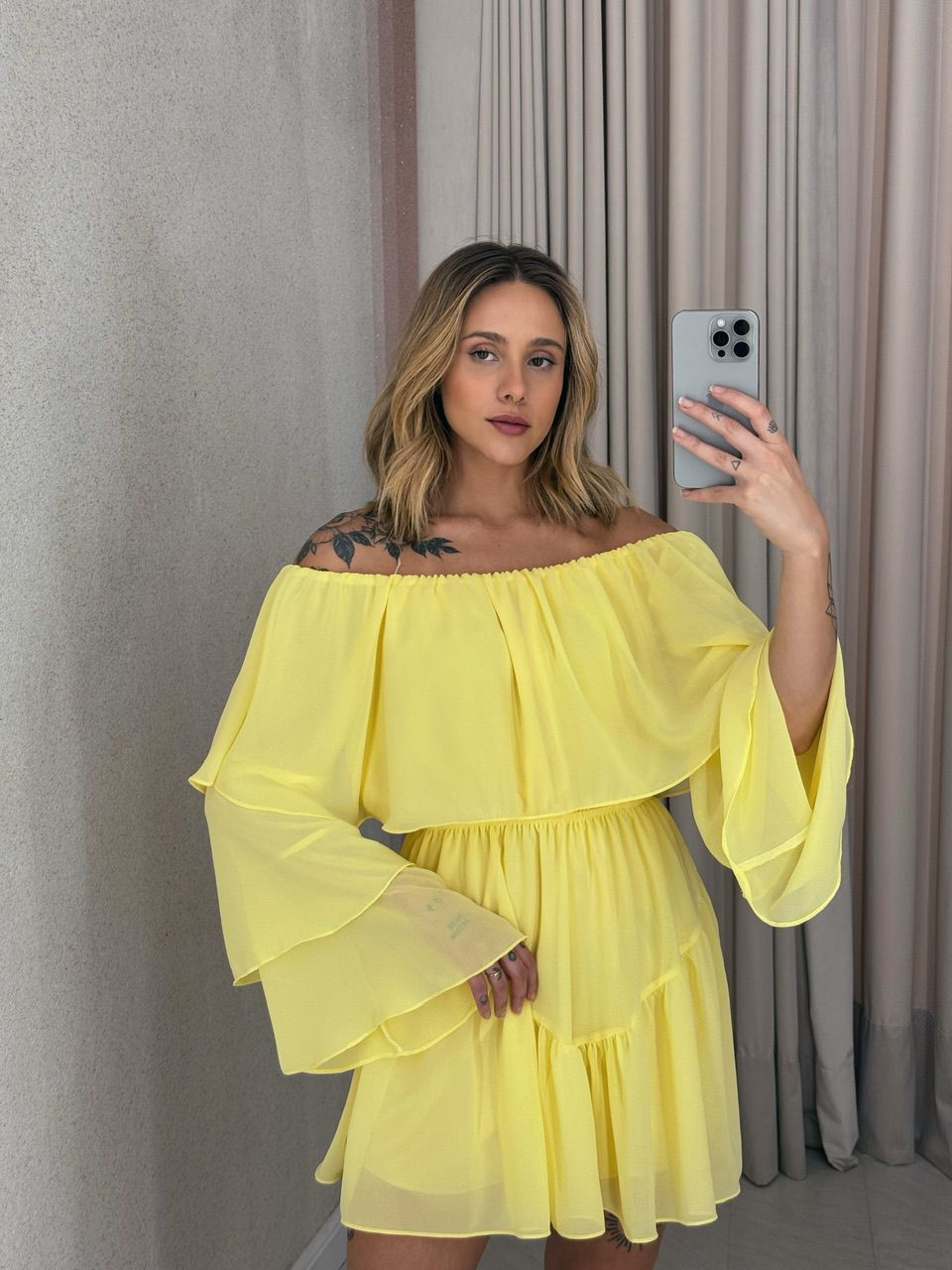VESTIDO RITA BABADOS Amarelo