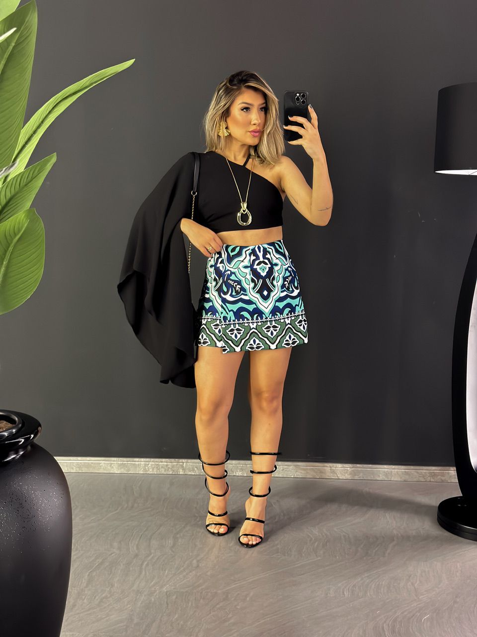 SHORT SAIA MÁRCIA ESTAMPADO AZUL - 0046160109 - CAROLLA FERRARO