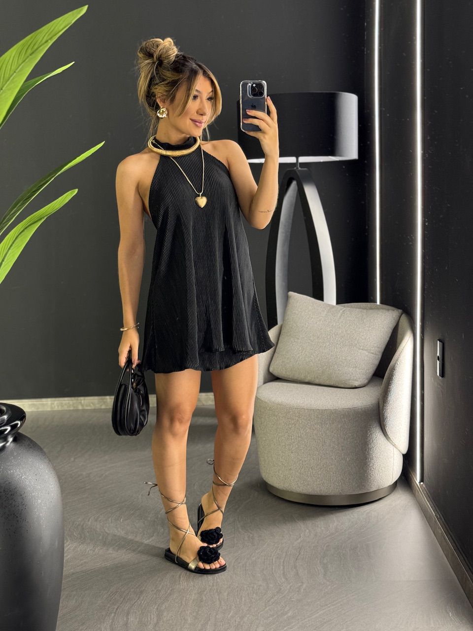 VESTIDO JADE PLISSADO preto - 0047120032 - CAROLLA FERRARO