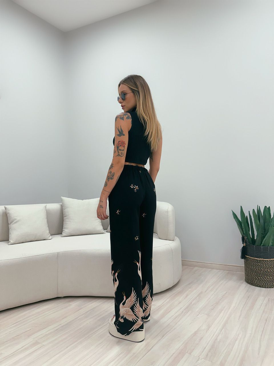 CALÇA HANA ESTAMPADA PRETA