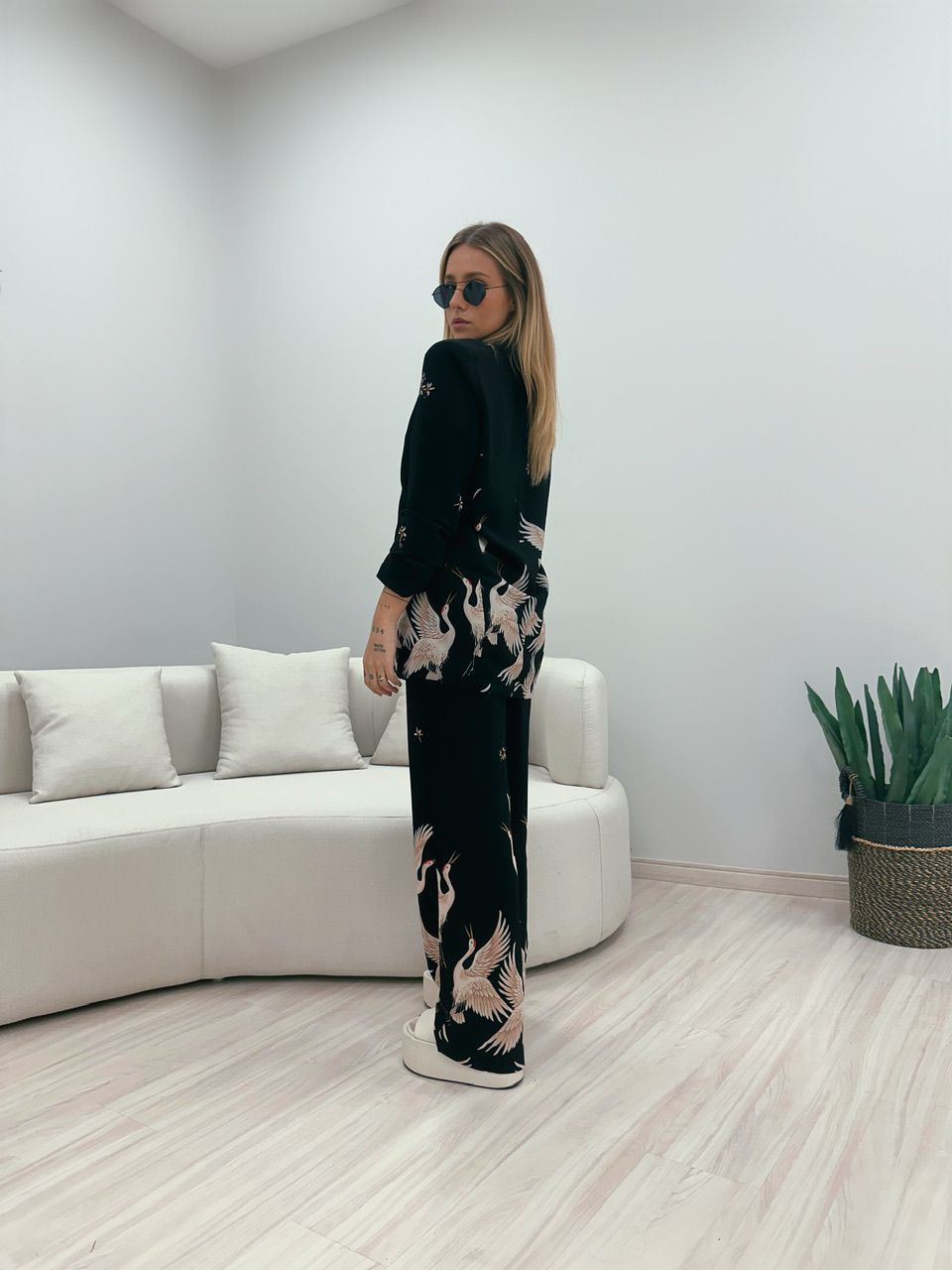CALÇA HANA ESTAMPADA PRETA