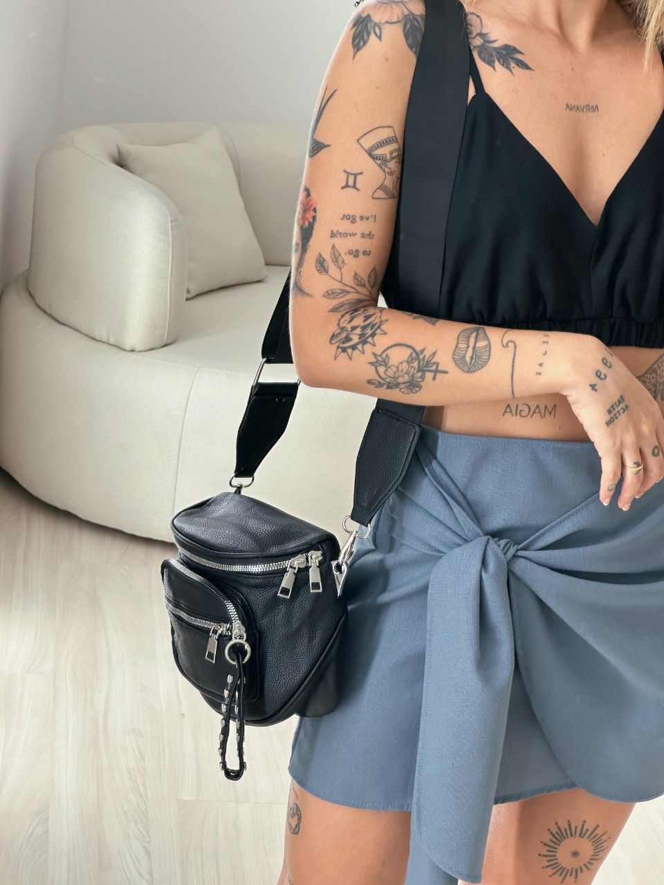 BOLSA TRANSVERSAL COURO PU PRETA