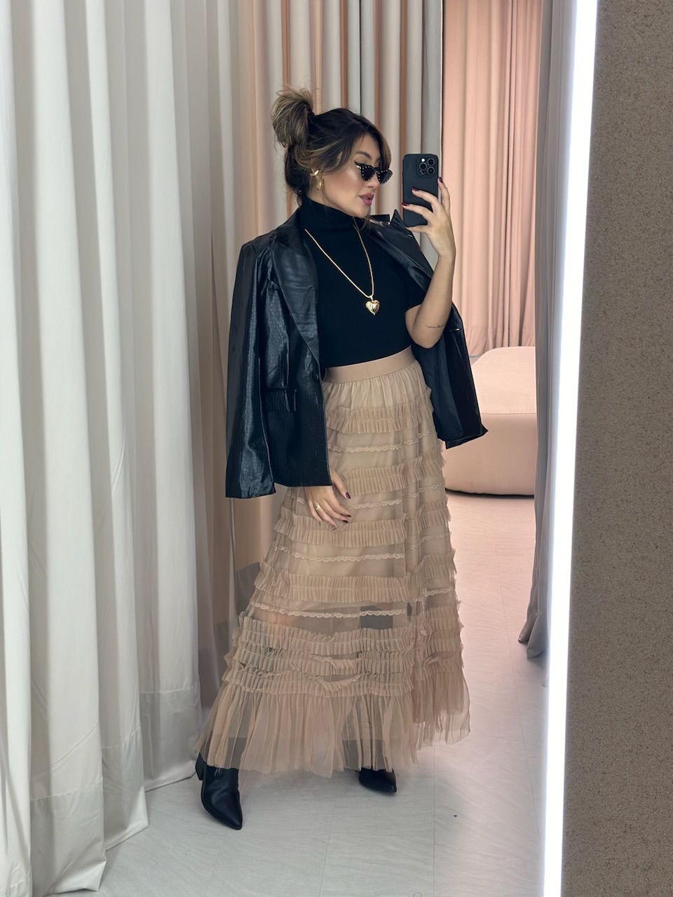 SAIA LUNA TULE NUDE