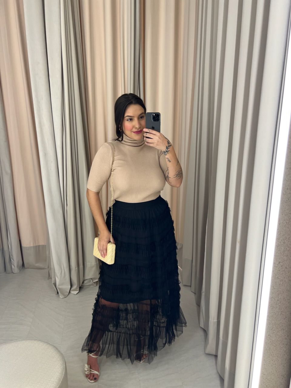 SAIA LUNA TULE PRETA