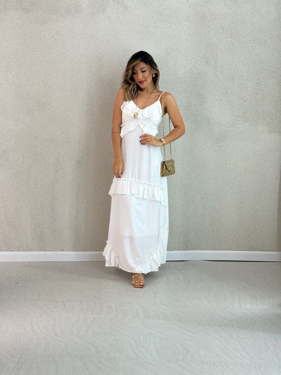 VESTIDO LARA BABADOS OFF - 0050710048 - CAROLLA FERRARO