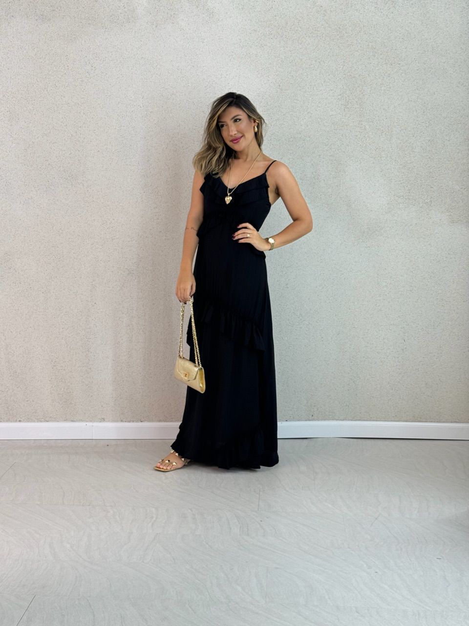 VESTIDO LARA BABADOS PRETO