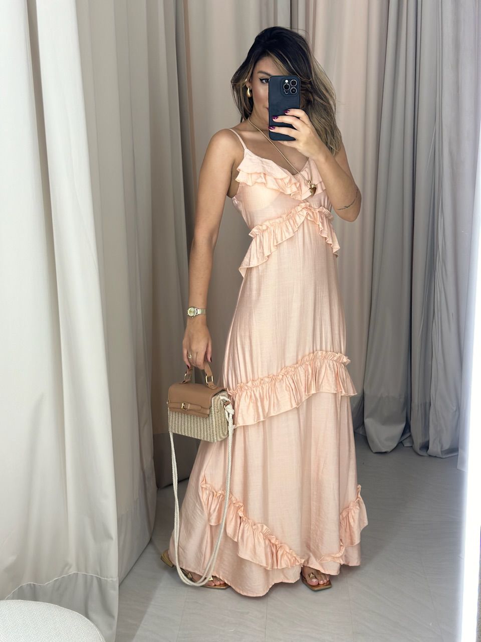 VESTIDO LARA BABADOS ROSA CHÁ - 0050710346 - CAROLLA FERRARO