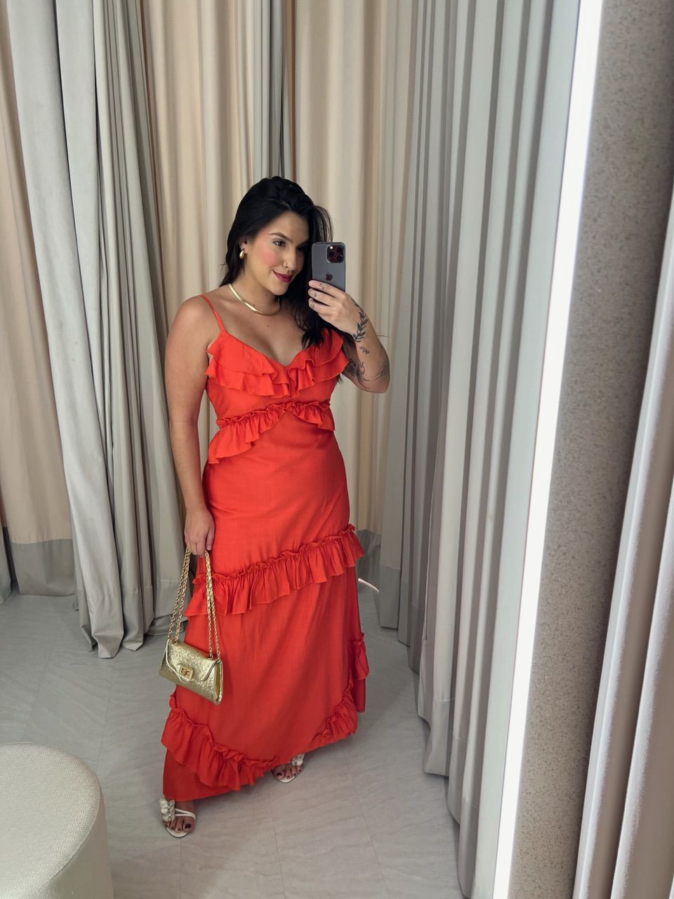 VESTIDO LARA BABADOS VERMELHO