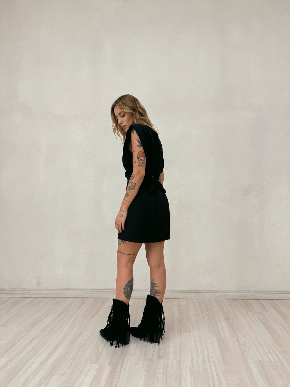 VESTIDO MISLAINE MUSCLE PRETO