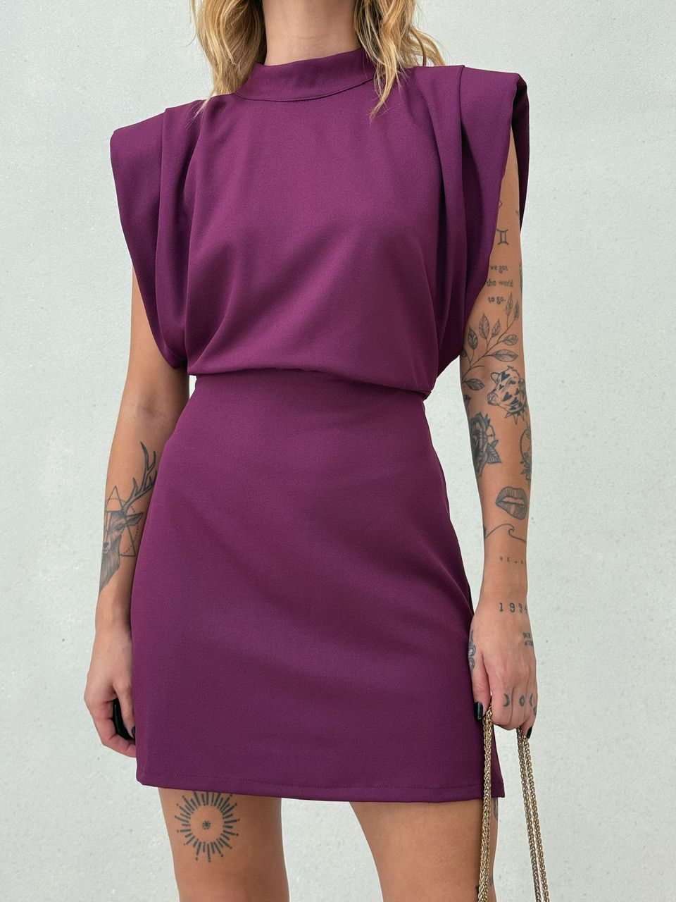 VESTIDO MISLAINE MUSCLE VINHO
