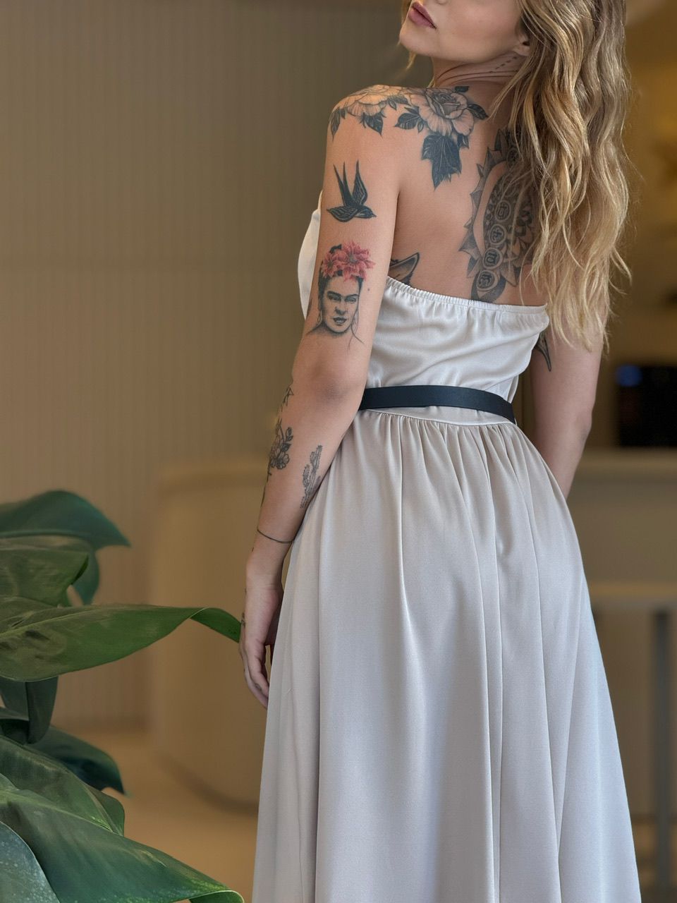 VESTIDO SERENA EVASÊ NUDE