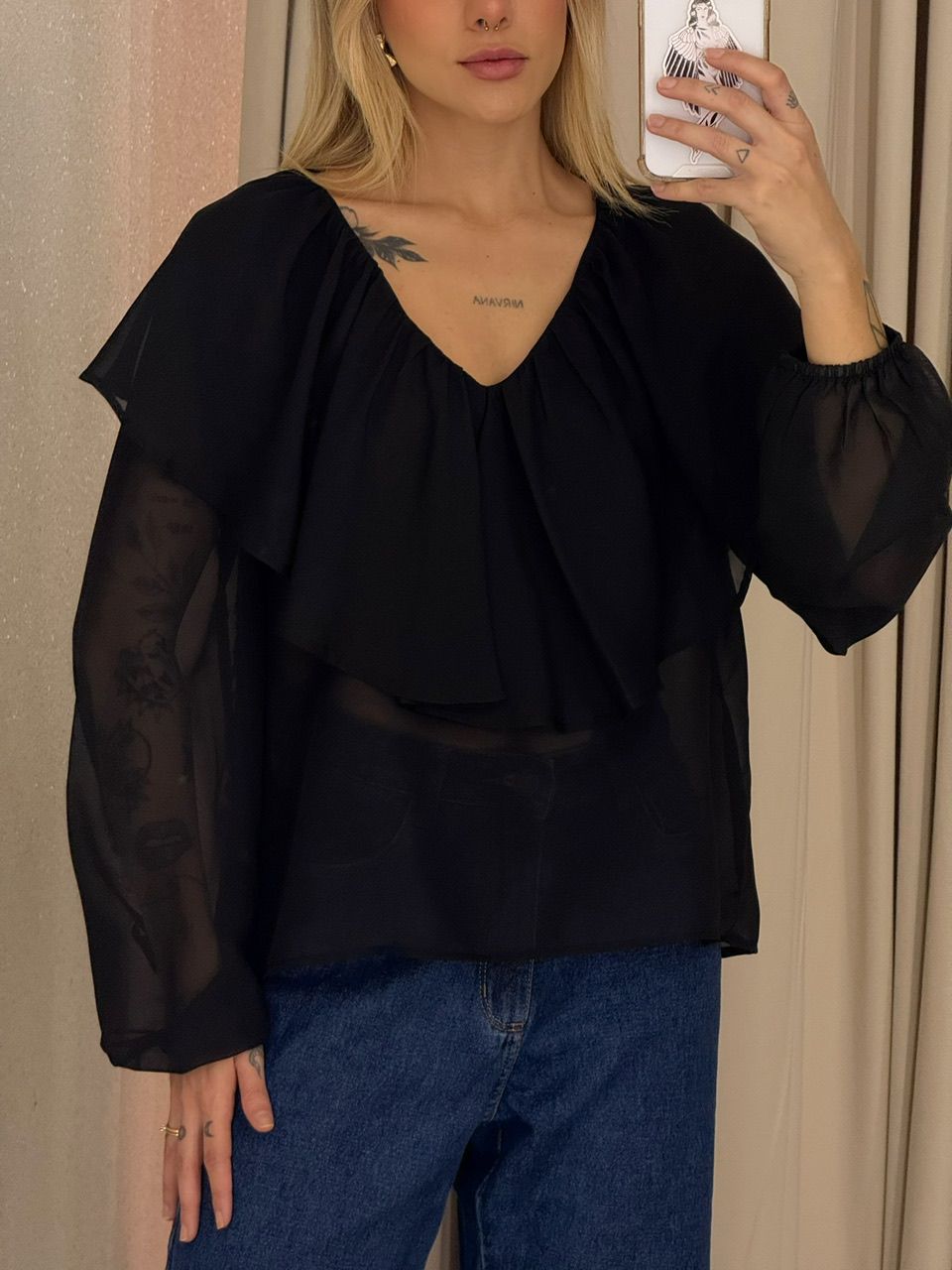 BLUSA TALITA BABADO PRETA