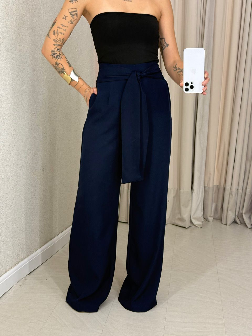 CALÇA CHARLOTTE AMARRAÇÃO MARINHO - 0064130055 - CAROLLA FERRARO