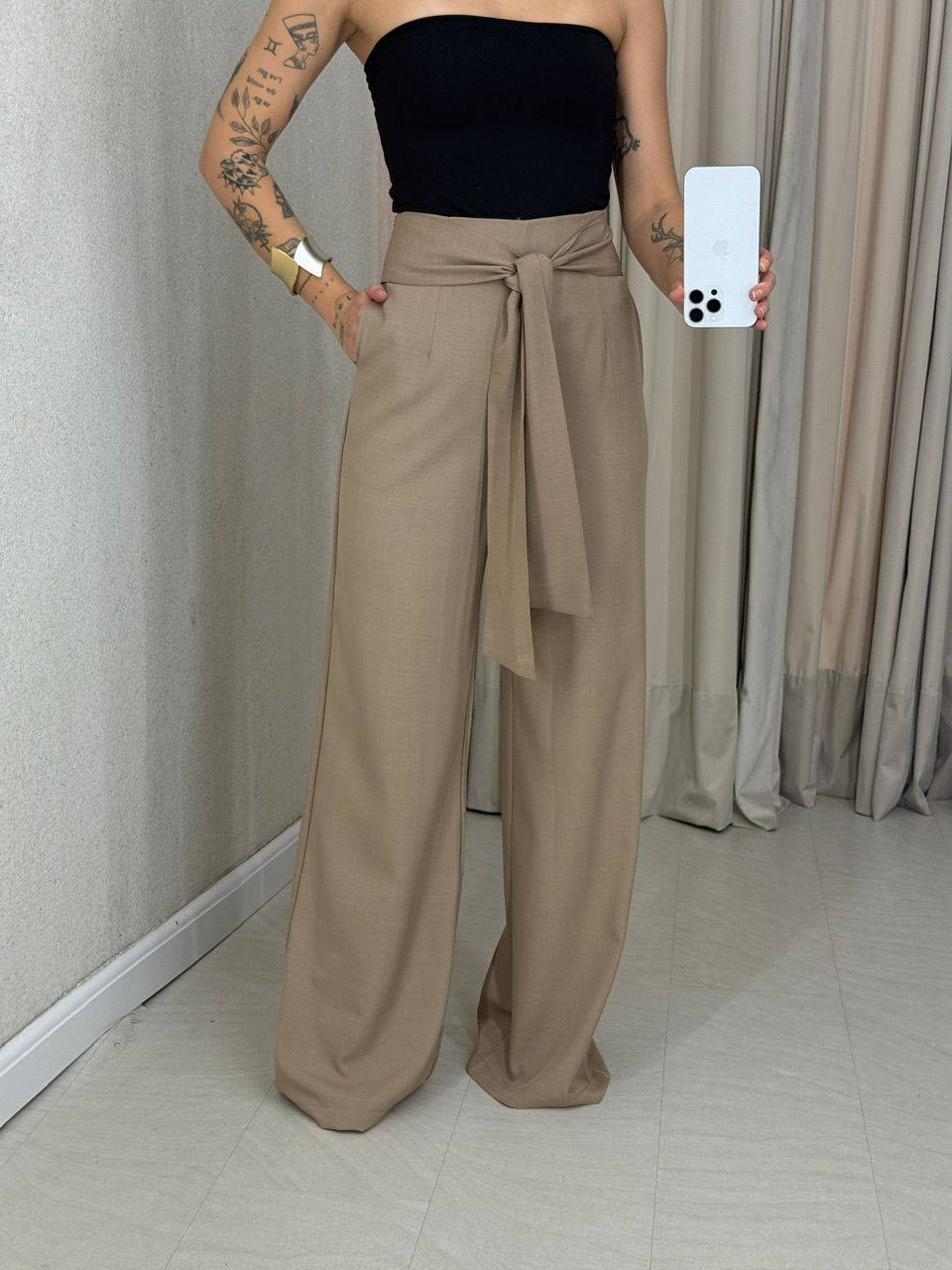CALÇA CHARLOTTE AMARRAÇÃO NUDE - 0064130049 - CAROLLA FERRARO