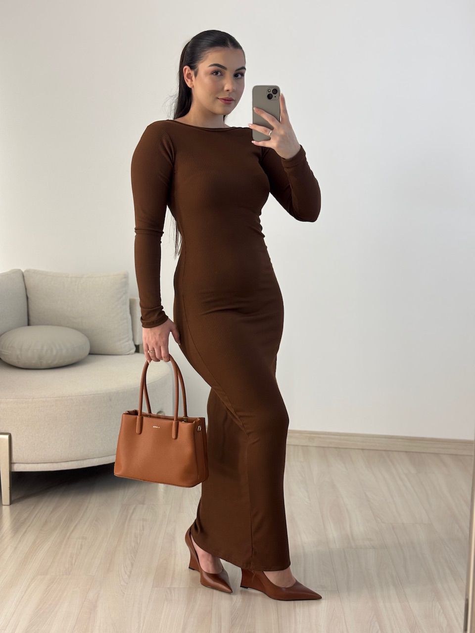 VESTIDO ATLANTA CANELADO MARROM