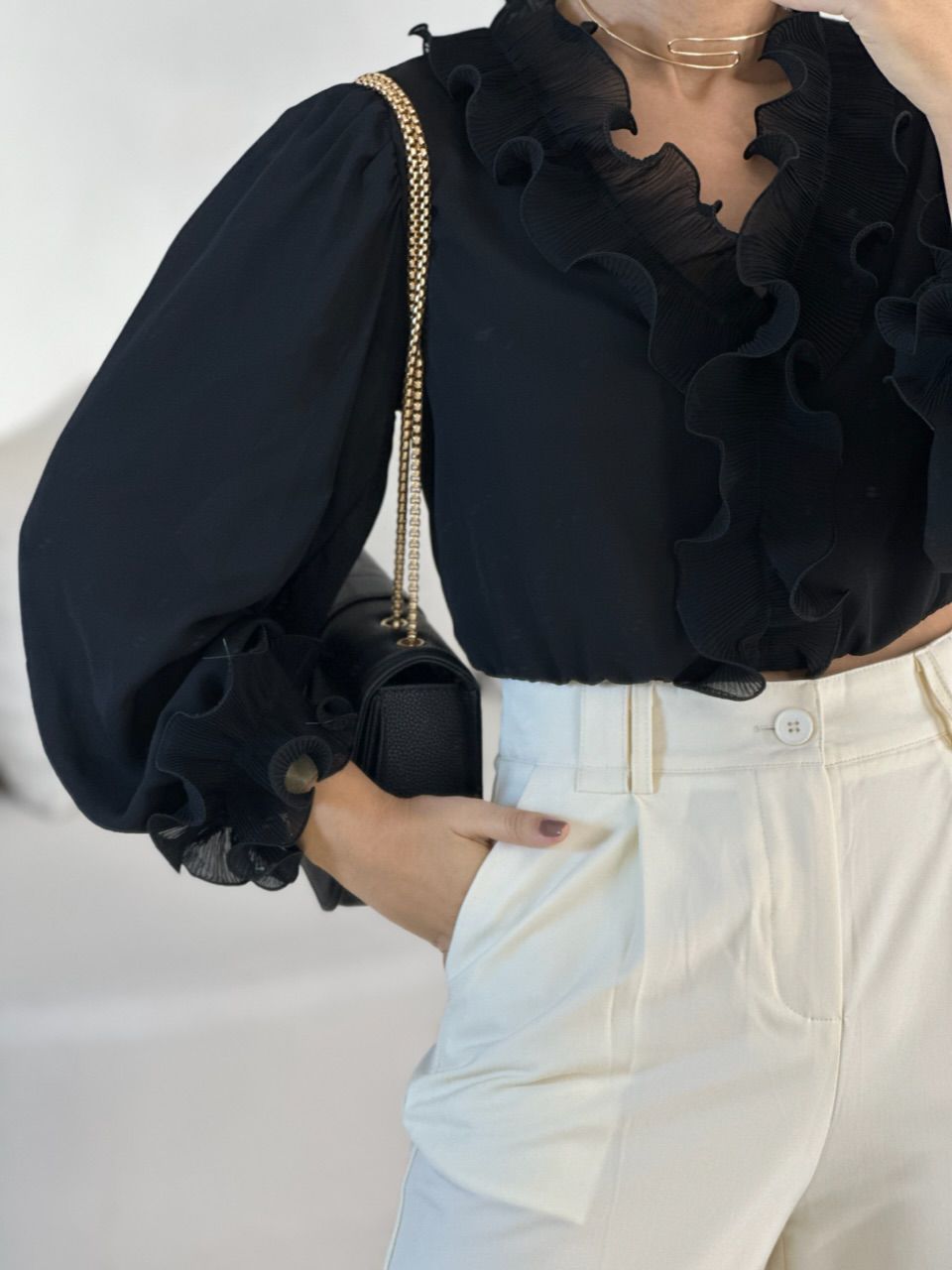BLUSA ISABEL BABADOS Preta