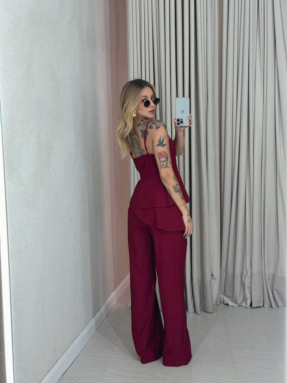CONJUNTO THAYSE ASSIMÉTRICO CHERRY RED