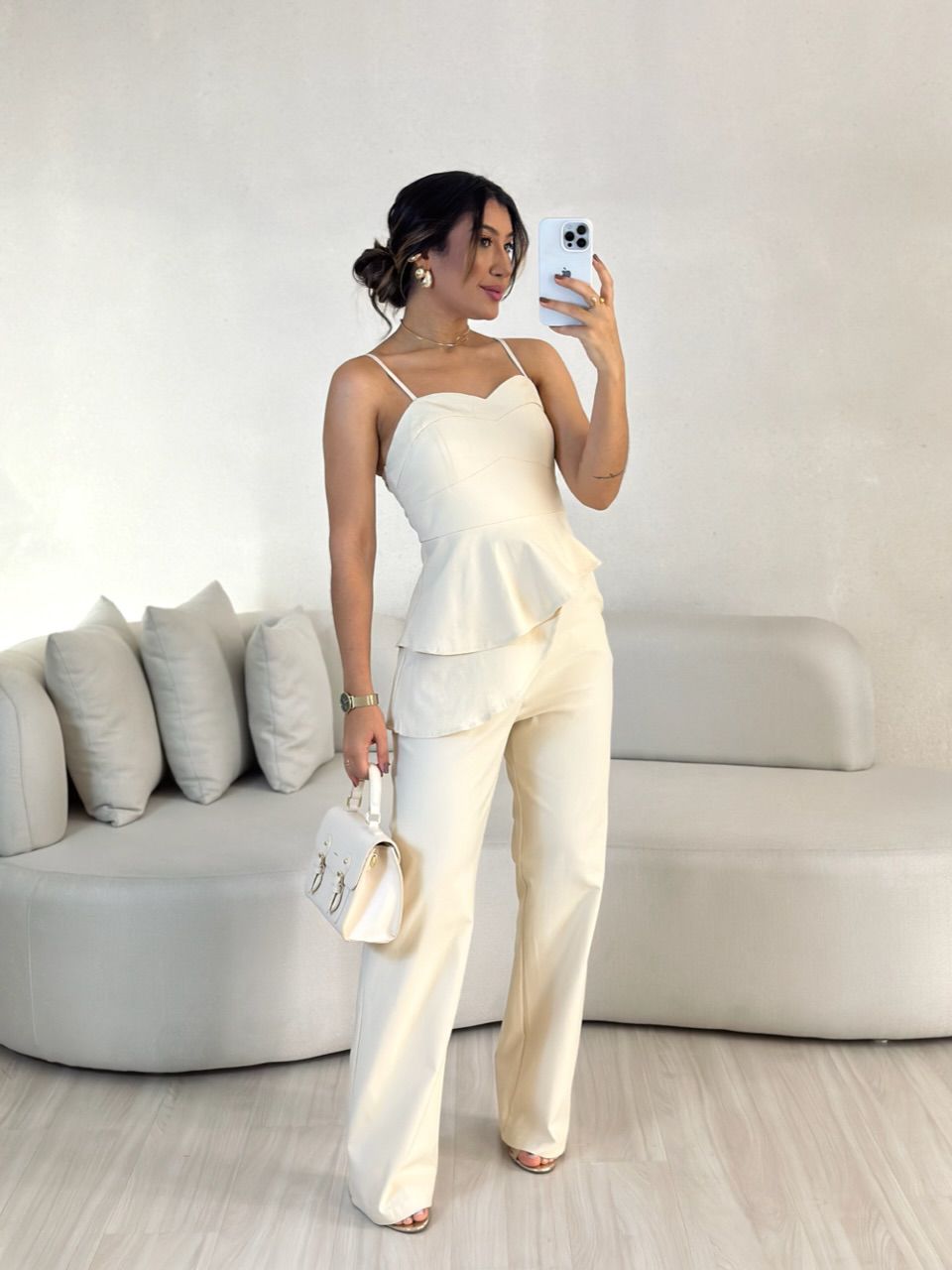 CONJUNTO THAYSE ASSIMÉTRICO MARFIM - 0055170056 - CAROLLA FERRARO