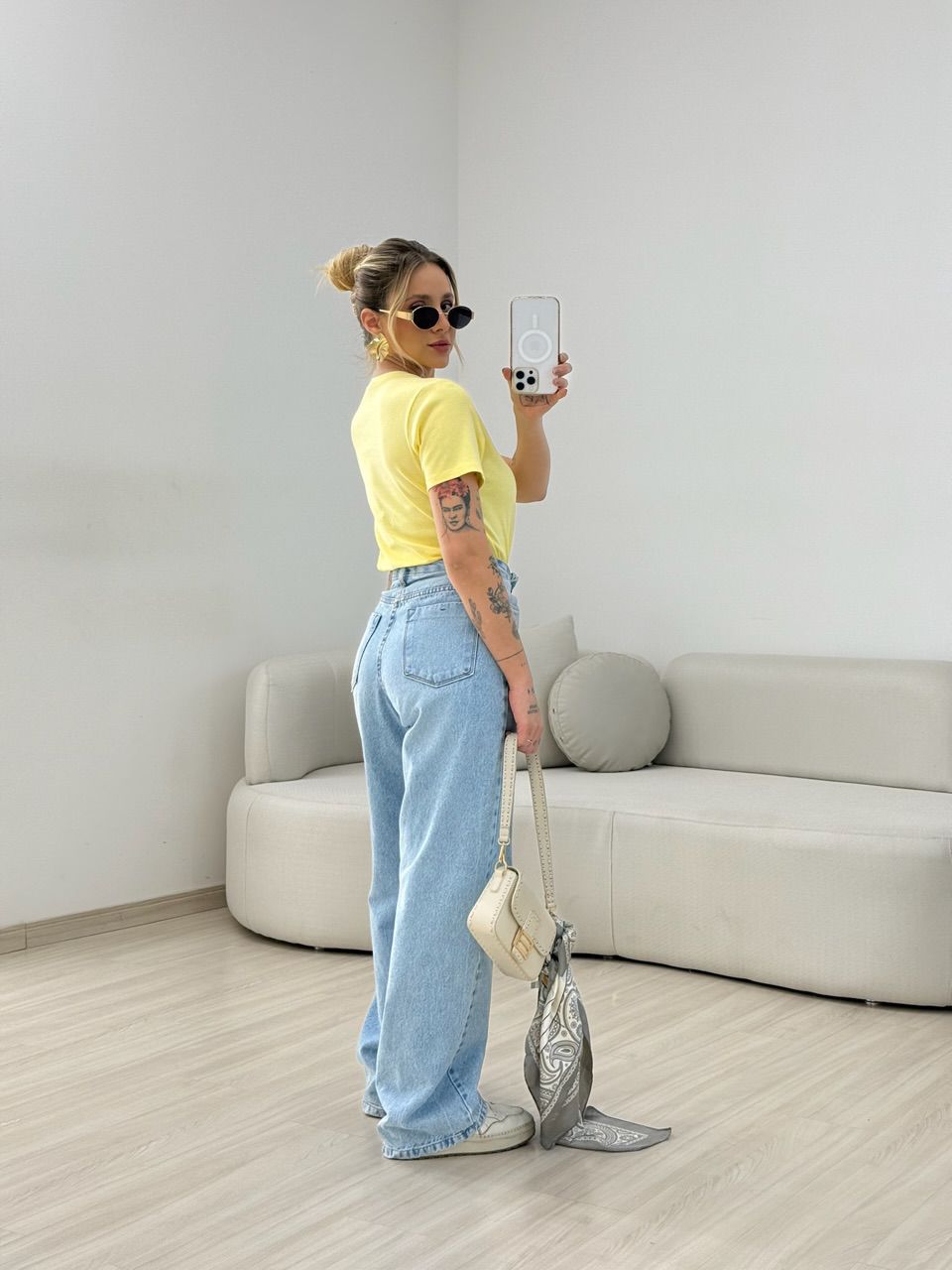BLUSA LILIAM BACIS T-SHIRT AMARELA