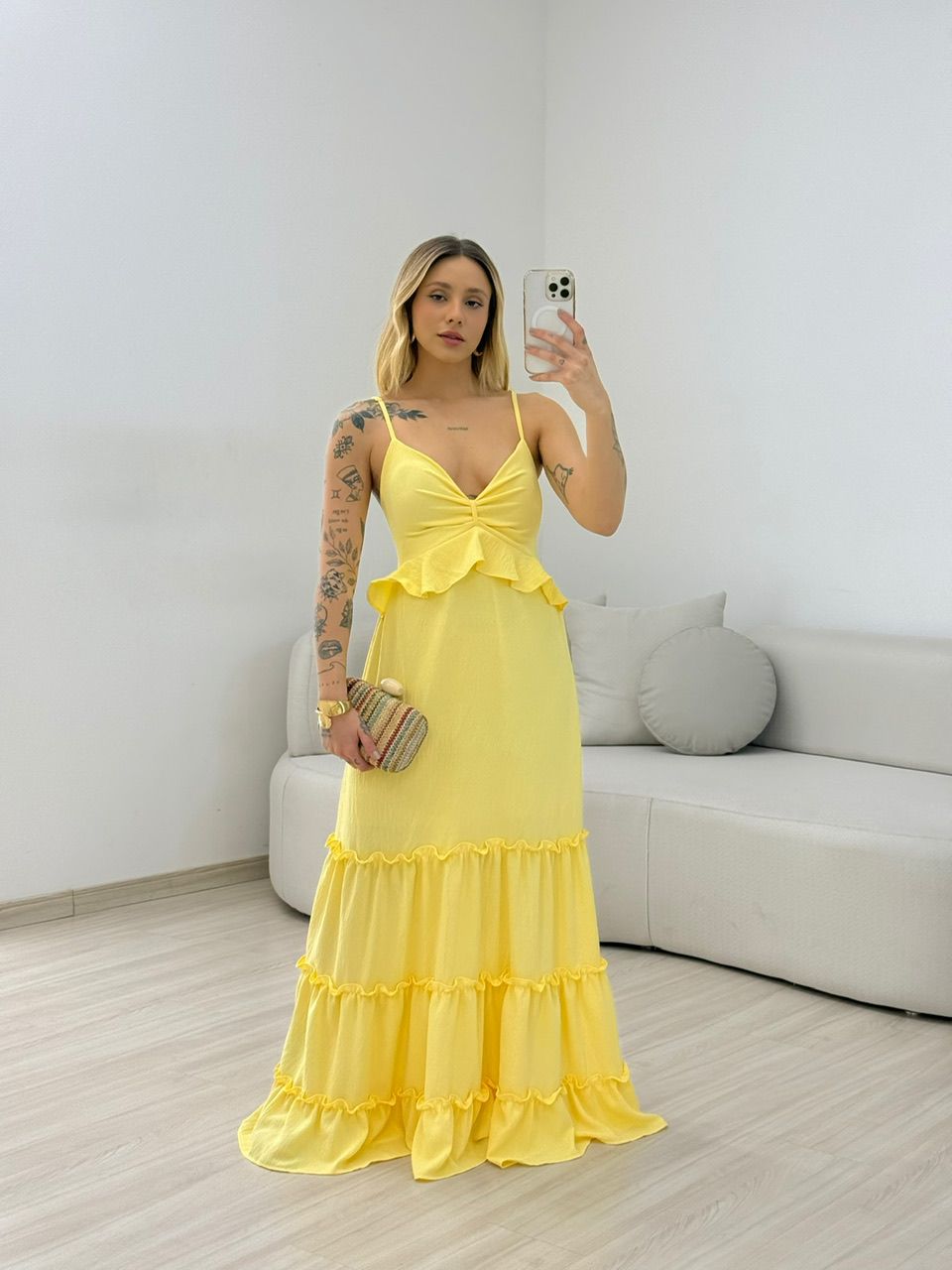 VESTIDO SAFIRA LONGO AMARELO MANTEIGA - 0067060367 - CAROLLA FERRARO