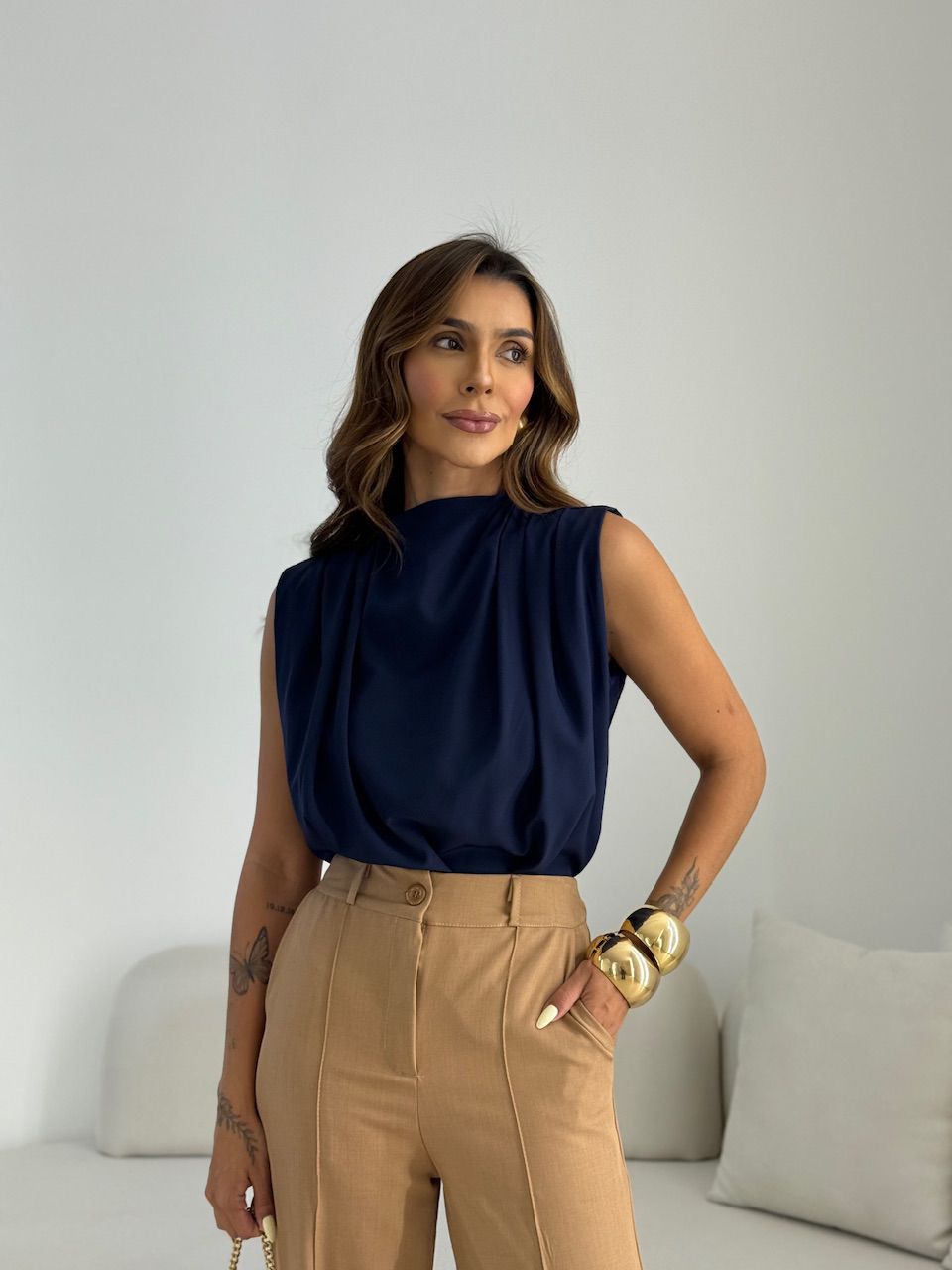 BLUSA LUARA PREGAS MARINHO