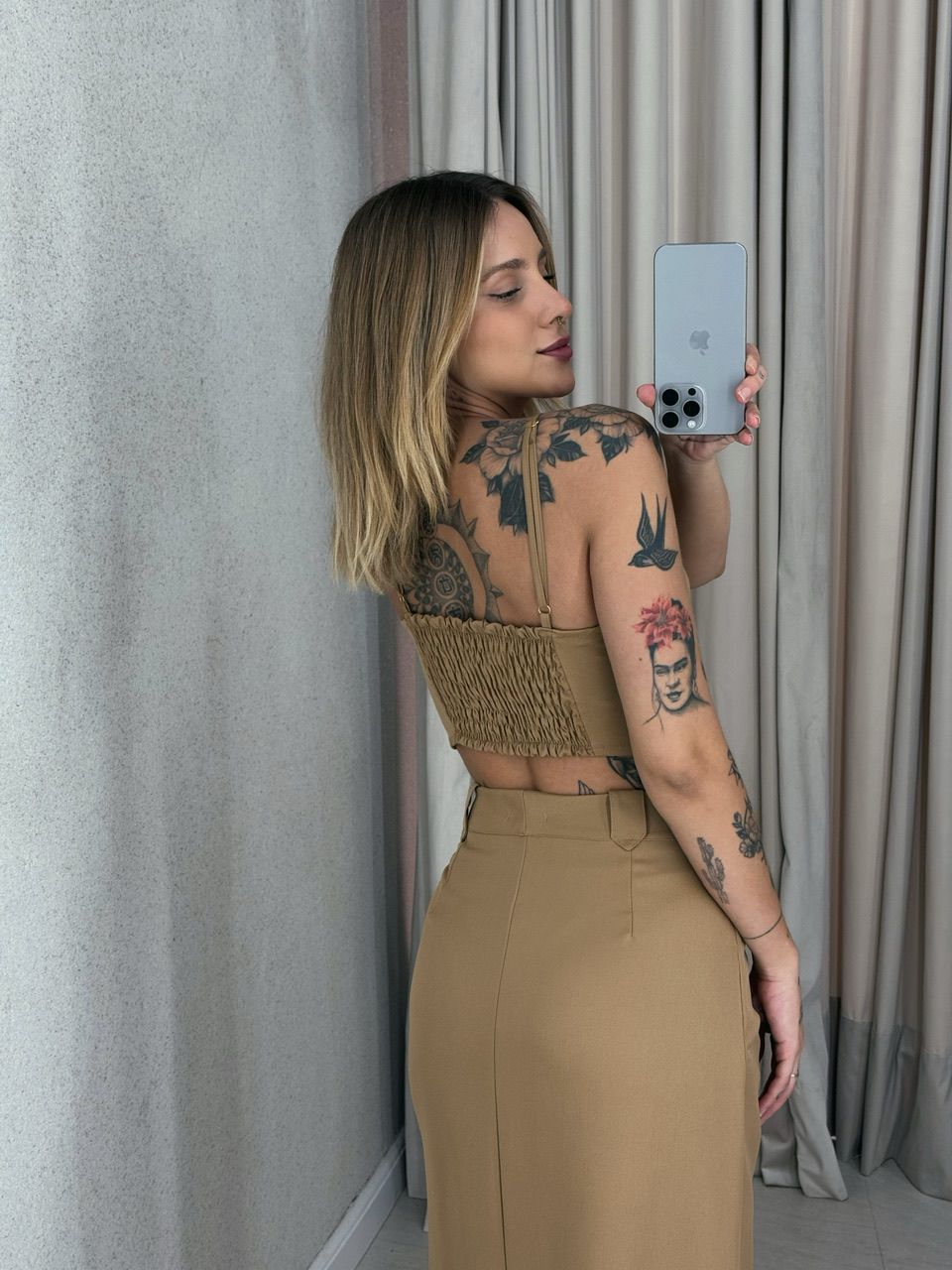 CONJUNTO FELISIA TOP SAIA MIDI Nude