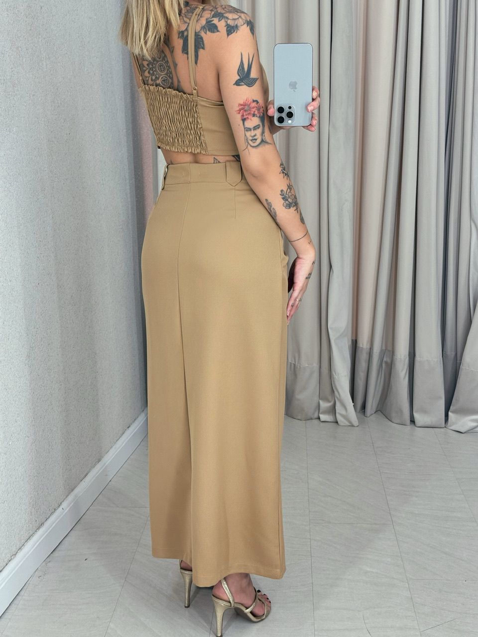 CONJUNTO FELISIA TOP SAIA MIDI Nude